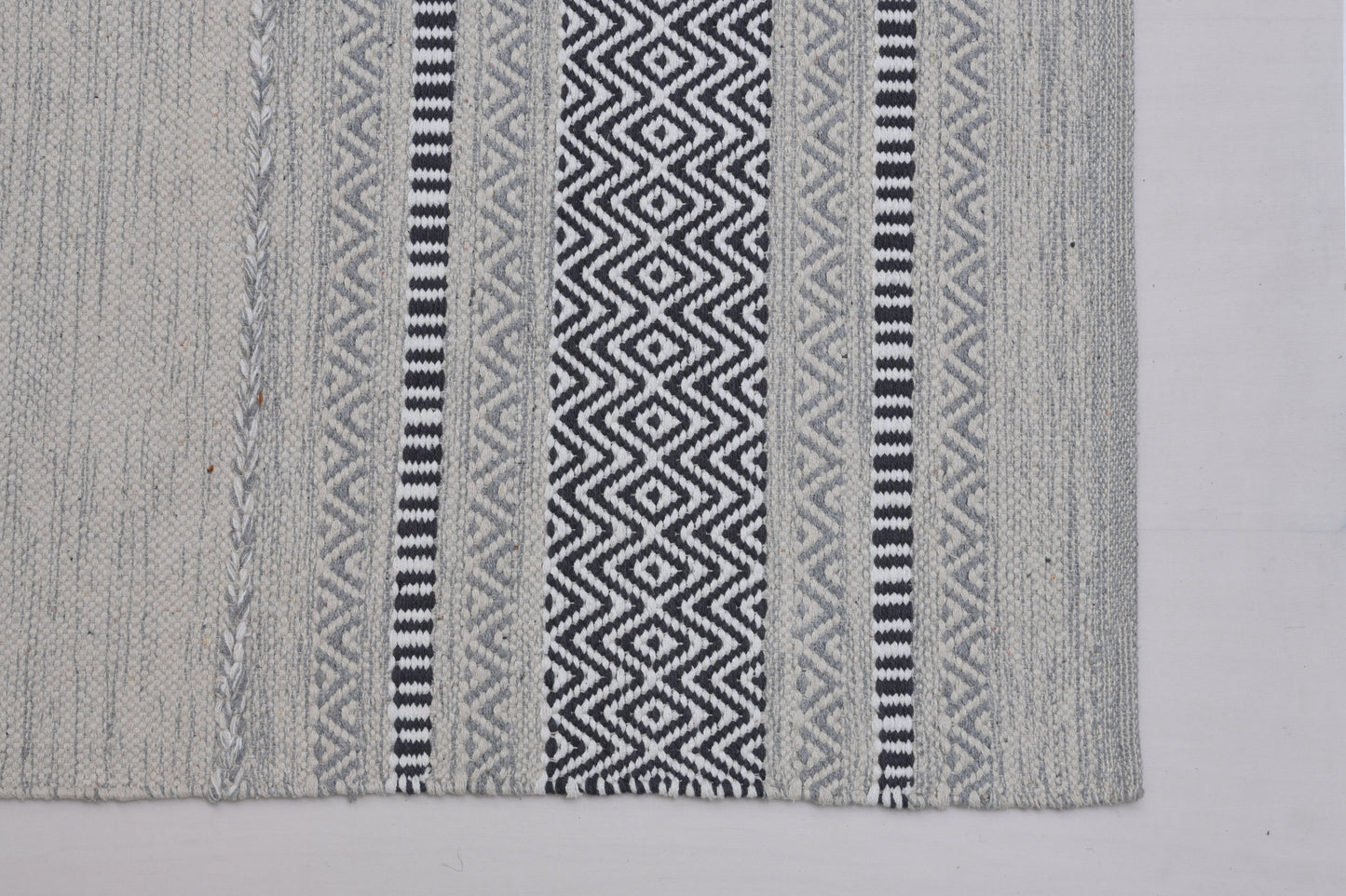 Alfombra Kilim de Algodón – Borde Acabado