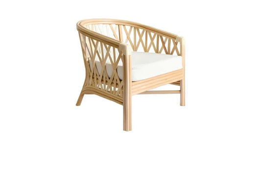 Sillón de ratán entrecruzado con cojín