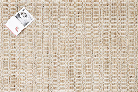 Alfombra de Yute con Patrón de Diamante – Borde Acabado