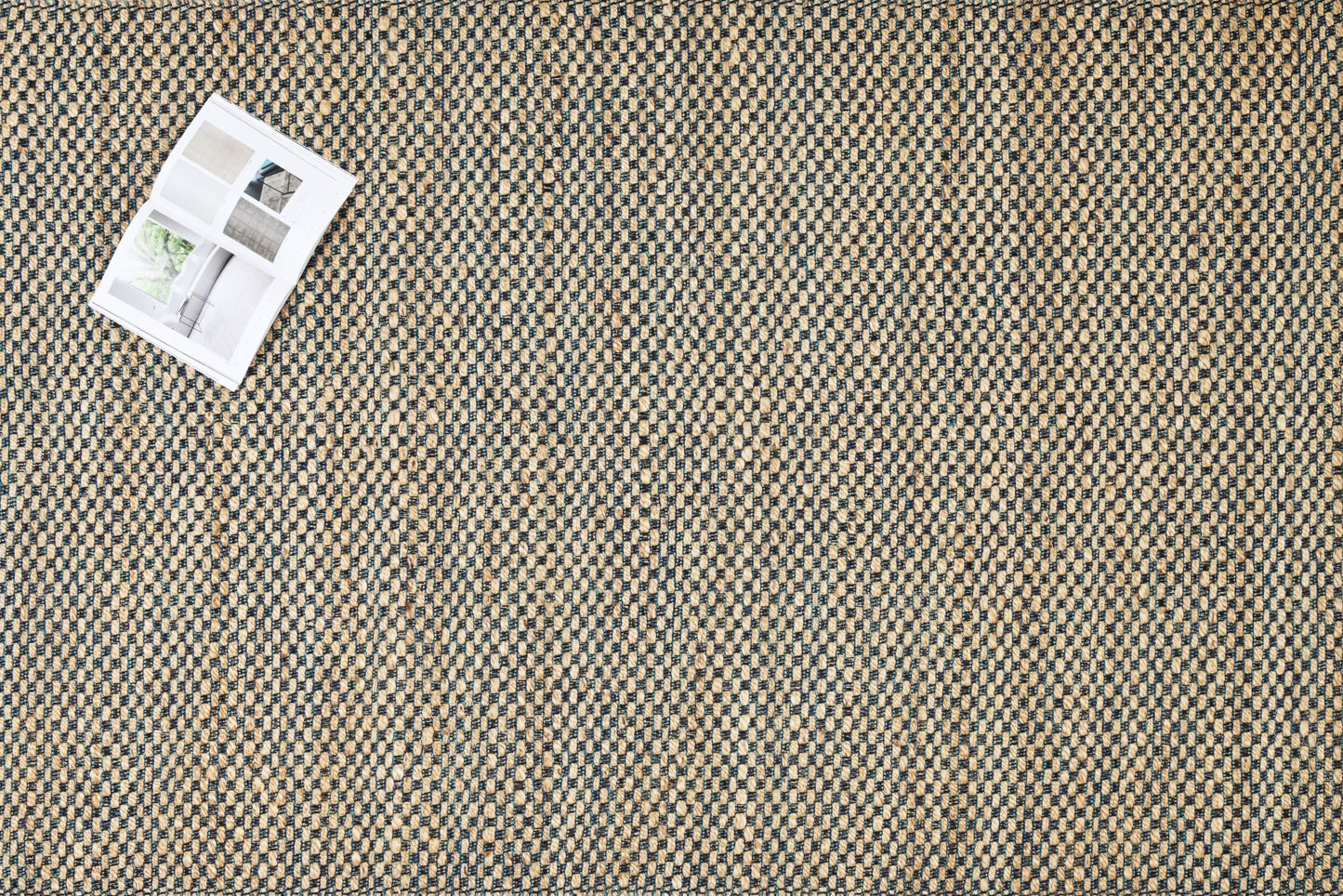 Alfombra de Yute y Algodón a Cuadros – Borde Acabado