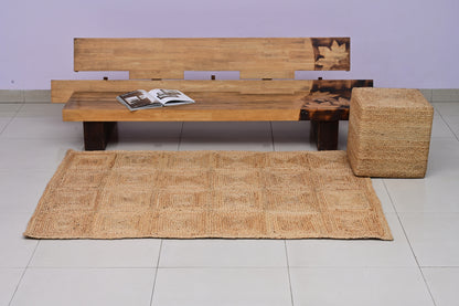 Puf cuadrado de yute natural trenzado a mano