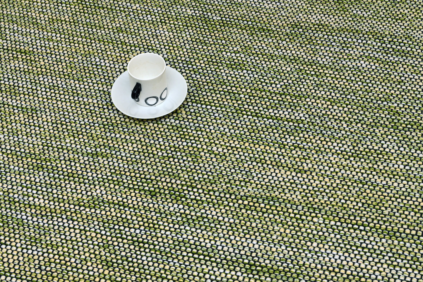 Alfombra de Algodón Verde con Flecos Negros