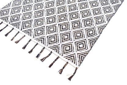 Alfombra de Algodón Shaggy – Patrón de Diamante con Flecos