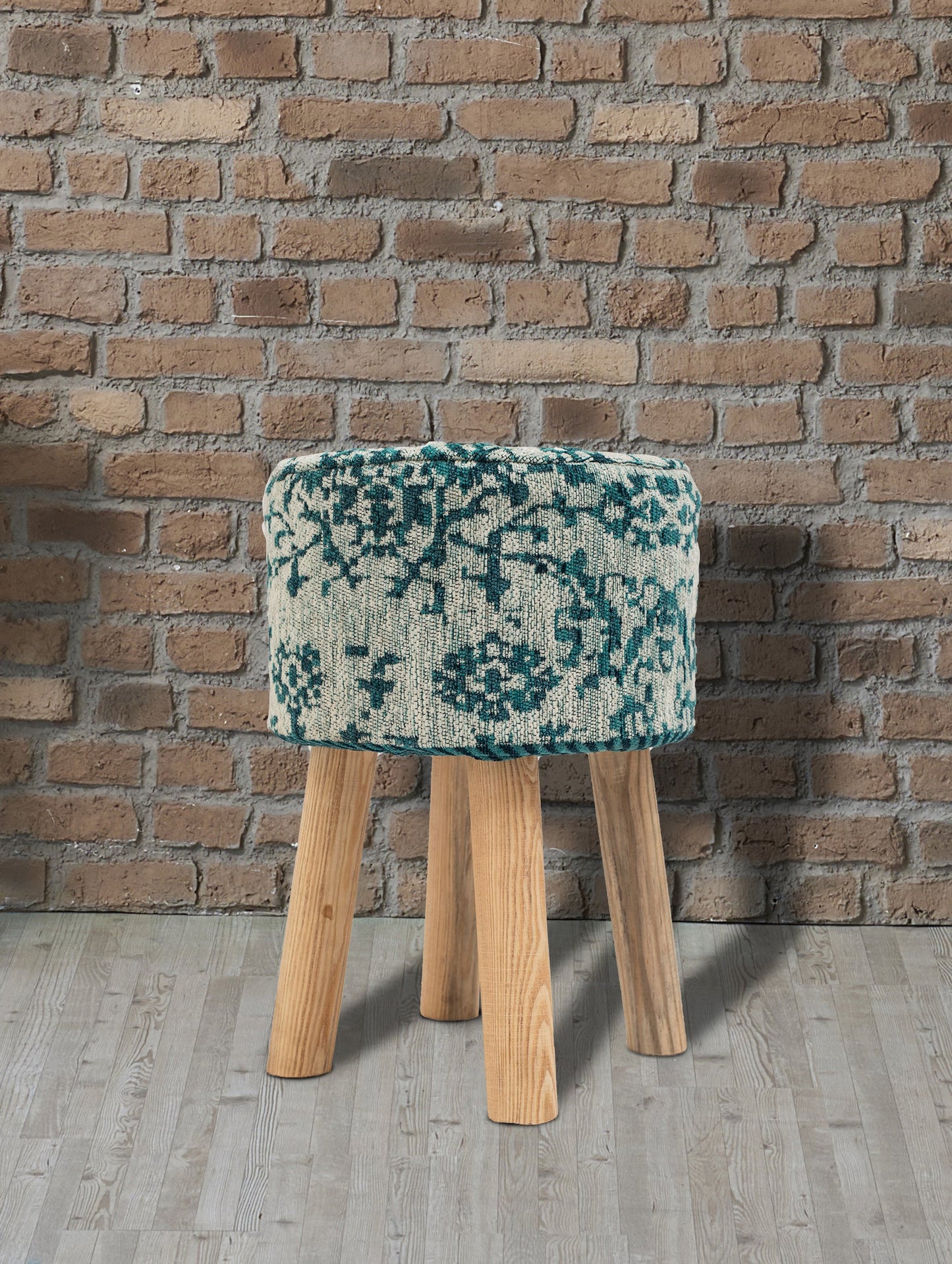 Taburete de jacquard turquesa tejido a mano con patas de madera