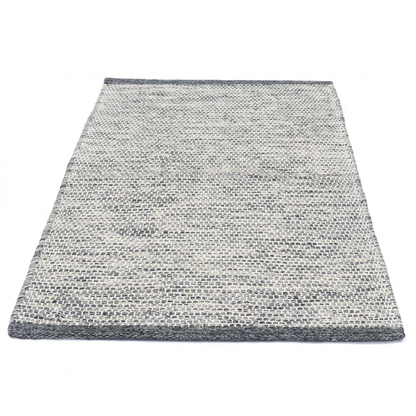 Alfombra IC15658 Grises/Plateado, vista completa de estudio sobre fondo blanco