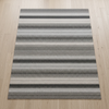 Vista completa de la alfombra rectangular con rayas a lo ancho